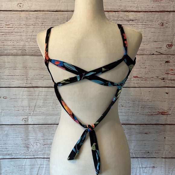 Modcloth bikini top - Picture 4 of 8